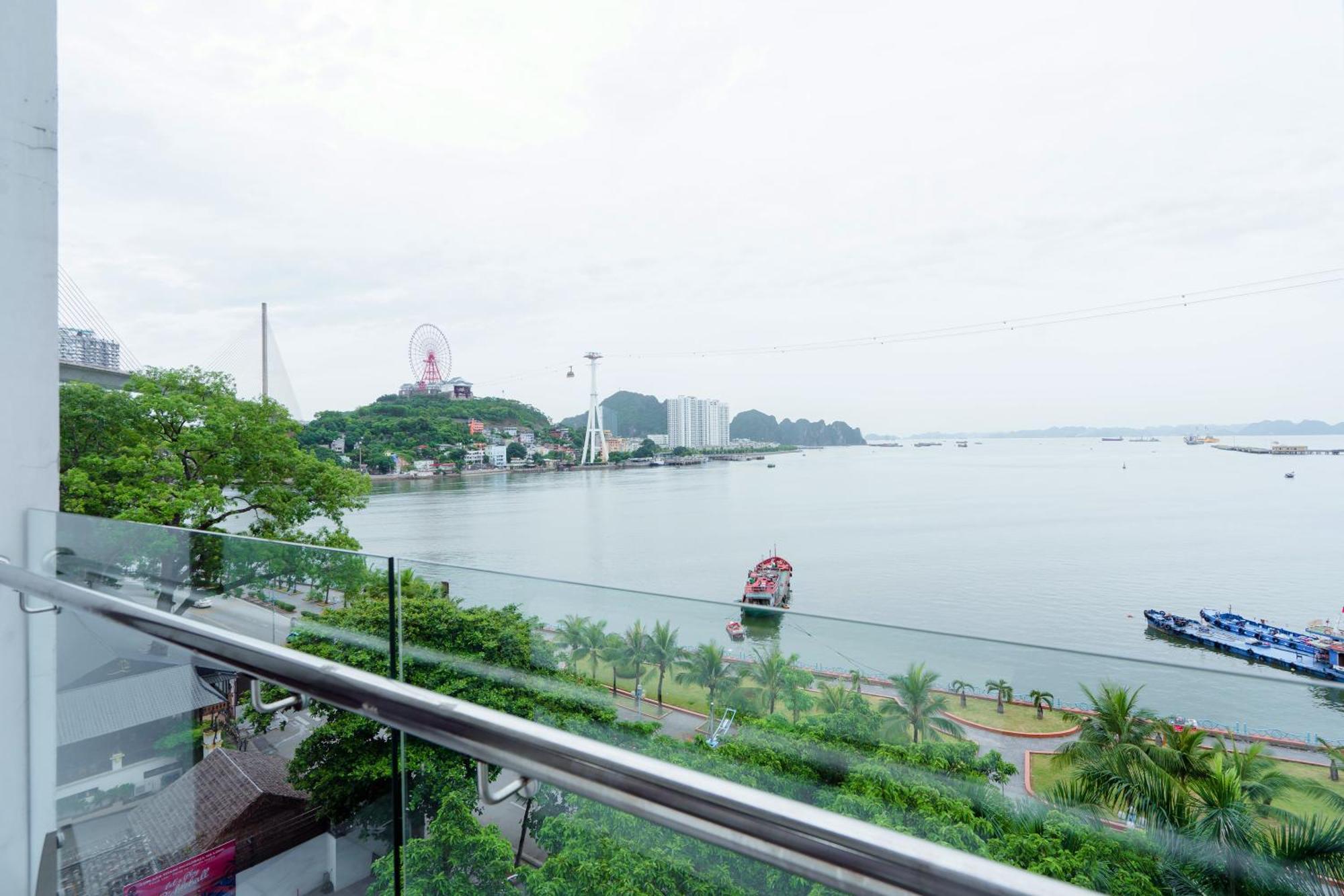 Bach Dang Ha Long Hotel Eksteriør billede